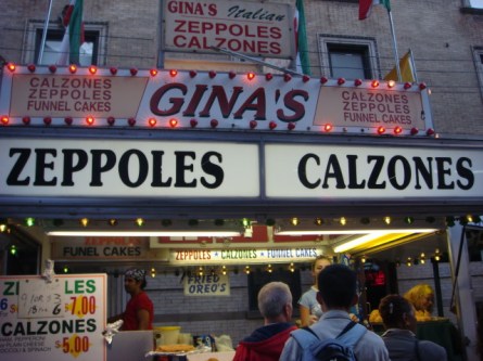 20070919-feast-of-san-gennaro-11-zeppoles-and-calzones.jpg