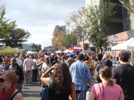 20070930-atlantic-ave-street-fair-15.jpg