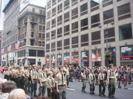 20071007-pulaski-parade-10-polish-scouts.jpg
