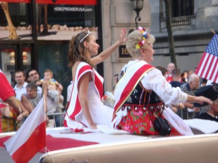 20071007-pulaski-parade-60-miss-polonia-of-jersey-city-my-best-view-obstructed-by-walker.jpg
