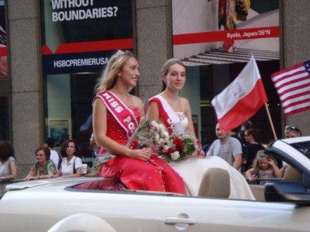 20071007-pulaski-parade-64-miss-polonia.jpg