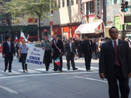 20071008-columbus-day-parade-32-senator-chuck-schumer.jpg