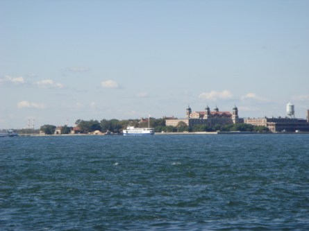 20071013-battery-park-09-ellis-island.jpg