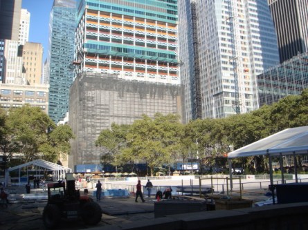 20071020-03-bryant-park-ice-rink.jpg