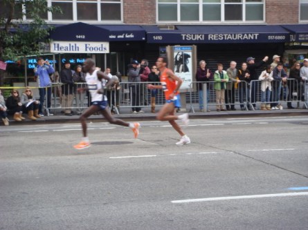20071104-ny-marathon-45-men-runners.jpg