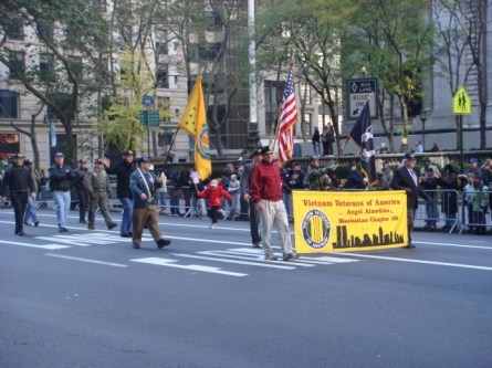 20071111-veterans-day-parade-42-vietnam-veterans-of-america.jpg