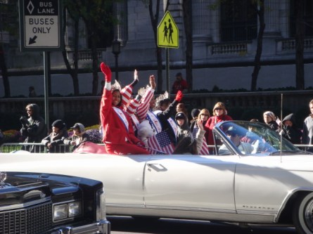 20071111-veterans-day-parade-68-royalty.jpg