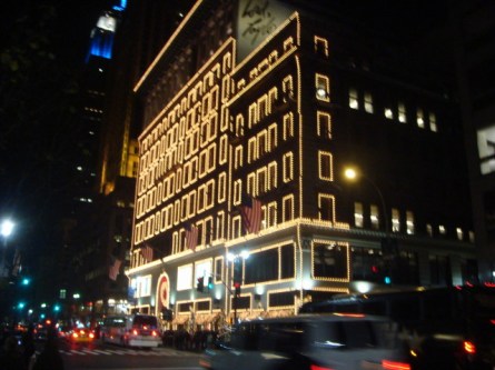 071209-lord-and-taylor-christmas-01.jpg