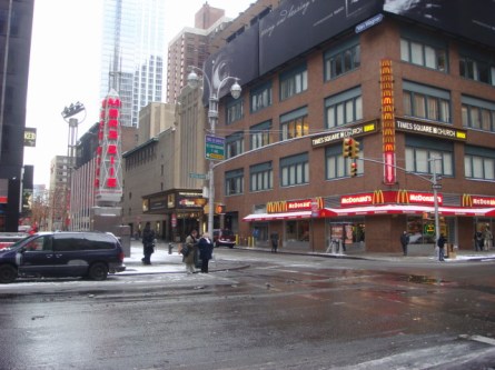 20071202-snow-day-08-times-square-church.jpg