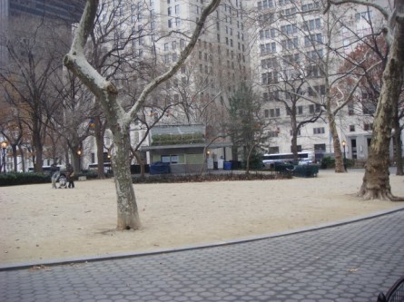 20071222-shake-shack-deserted-in-winter.jpg
