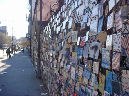 20071224-greenwich-village-03-wall-of-tiles.jpg