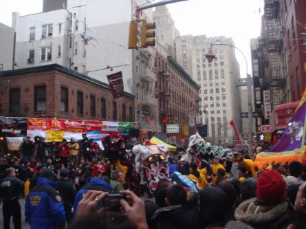 20080210-chinatown-parade-20-dragon.jpg
