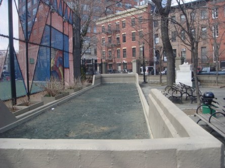 20080315-james-j-walker-park-in-west-village-03-bocci-court.jpg